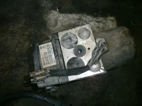 Μονάδα ABS 0273004662 για RENAULT, SCENIC, ( 1999 - 2003 )  ( JA ), 2000 ( F4R 744 ) Petrol 139 16V RX4 Μονάδα ABS 0273004662 για RENAULT, SCENIC, ( 1999 - 2003 )  ( JA ), 2000 ( F4R 744 ) Petrol 139 16V RX4