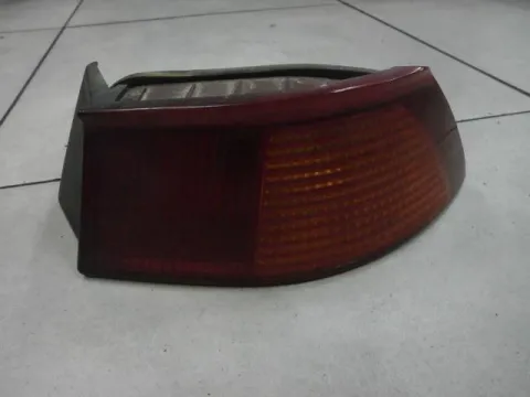 Φανάρι, Πίσω Δεξί για ALFA ROMEO, 145, ( 1995 - 1998 )  ( 930 ), Hatchback - 3dr, ( 1999 - 2001 )  ( 930 ) Φανάρι, Πίσω Δεξί για ALFA ROMEO, 145, ( 1995 - 1998 )  ( 930 ), Hatchback - 3dr, ( 1999 - 2001 )  ( 930 )