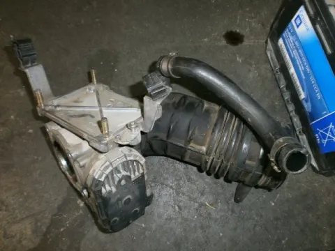 Σώμα Πεταλούδας 0 280 750 073 για ALFA ROMEO, 147, ( 2000 - 2004 )  ( 937 ), 1600 ( AR 32104 ) Petrol 120 16V  TS, 1600 ( AR 37203 ) Petrol 105 16V  TS   (38) Σώμα Πεταλούδας 0 280 750 073 για ALFA ROMEO, 147, ( 2000 - 2004 )  ( 937 ), 1600 ( AR 32104 ) Petrol 120 16V  TS, 1600 ( AR 37203 ) Petrol 105 16V  TS   (38)