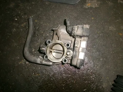 Σώμα Πεταλούδας 0280750011 για OPEL, CORSA, ( 2000 - 2004 )  C, 1200  ( Z12XE )  Petrol  75, ( 2004 - 2006 )  C, 1200  ( Z12XEP )  Petrol  80  (24) Σώμα Πεταλούδας 0280750011 για OPEL, CORSA, ( 2000 - 2004 )  C, 1200  ( Z12XE )  Petrol  75, ( 2004 - 2006 )  C, 1200  ( Z12XEP )  Petrol  80  (24)