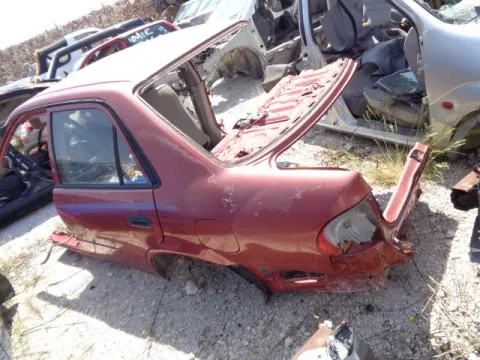 Τροπέτο Πίσω Με Άξονα Με Πίσω Πόρτες για TOYOTA COROLLA (1997 - 1999)  (A111) Sedan - 4dr , (2000 - 2002)  (ZE111) *Δ* -  Τροπέτο Πίσω Με Άξονα Με Πίσω Πόρτες για TOYOTA COROLLA (1997 - 1999)  (A111) Sedan - 4dr , (2000 - 2002)  (ZE111) *Δ* -