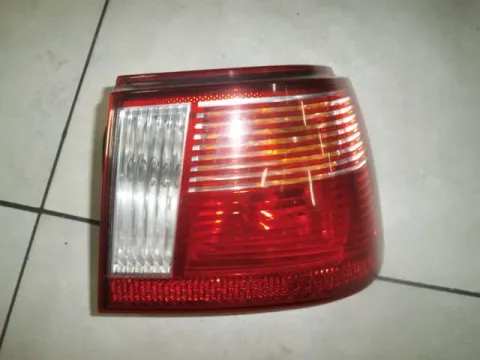 Φανάρι Πίσω Δεξί για SEAT IBIZA (1999 - 2002)  (6K) Φανάρι Πίσω Δεξί για SEAT IBIZA (1999 - 2002)  (6K)