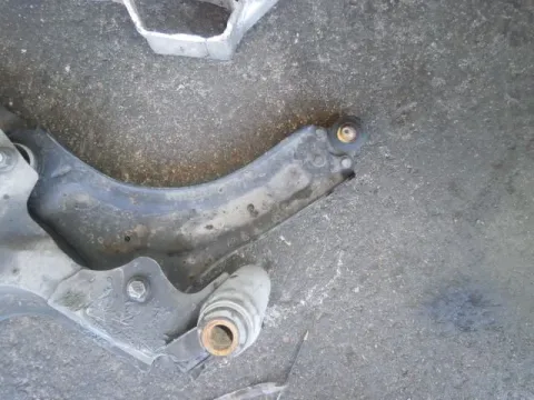 Ψαλίδι Εμπρός Αριστερό για RENAULT MEGANE (2008 - 2012)  (KZ_)  (BZ_) Ψαλίδι Εμπρός Αριστερό για RENAULT MEGANE (2008 - 2012)  (KZ_)  (BZ_)