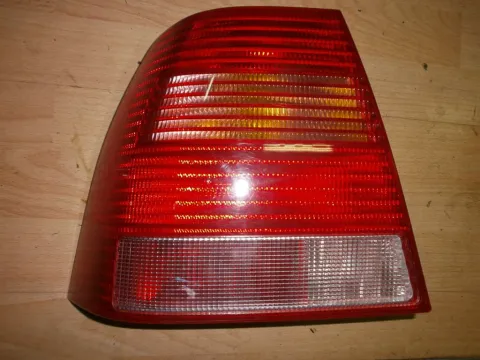 Φανάρι Πίσω Αριστερό 02-05 για VW BORA (1998 - 2005) Sedan - 4dr (1J2) Φανάρι Πίσω Αριστερό 02-05 για VW BORA (1998 - 2005) Sedan - 4dr (1J2)
