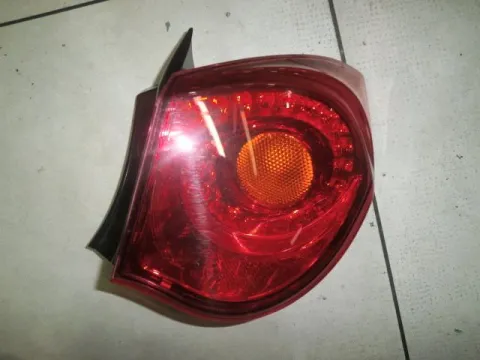 Φανάρι Πίσω Δεξί για ALFA ROMEO GIULIETTA (2010 - ) (940) Φανάρι Πίσω Δεξί για ALFA ROMEO GIULIETTA (2010 - ) (940)