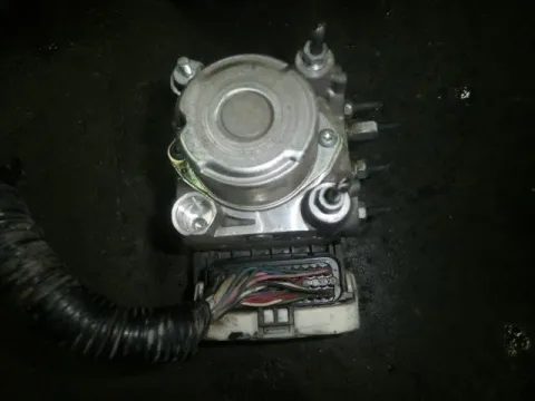 Μονάδα ABS 4451087404 για DAIHATSU TERIOS (2000 - 2005) (J102) 1300 (K3-VE) petrol 86 (J102) 4WD Μονάδα ABS 4451087404 για DAIHATSU TERIOS (2000 - 2005) (J102) 1300 (K3-VE) petrol 86 (J102) 4WD