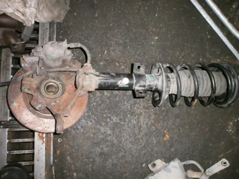 Άκρο Πλήρες Εμπρός Δεξί Με ABS για FORD FIESTA (1996 - 1999) Mk4a Άκρο Πλήρες Εμπρός Δεξί Με ABS για FORD FIESTA (1996 - 1999) Mk4a