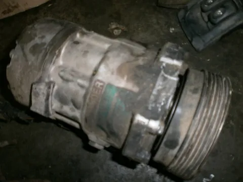 Συμπιεστής A-C (Κομπρέσορας) SD7V16 για VW POLO (1999 - 2001) (6N2) Συμπιεστής A-C (Κομπρέσορας) SD7V16 για VW POLO (1999 - 2001) (6N2)