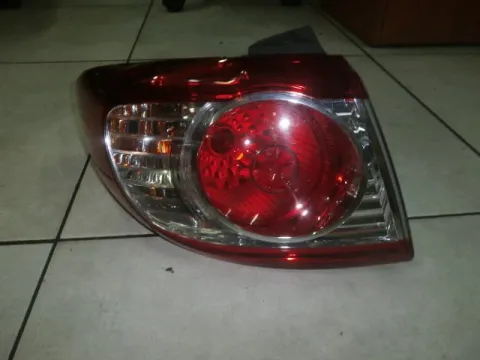 Φανάρι Πίσω Αριστερό για HYUNDAI SANTA FE (2011 - ) ( ) Φανάρι Πίσω Αριστερό για HYUNDAI SANTA FE (2011 - ) ( )