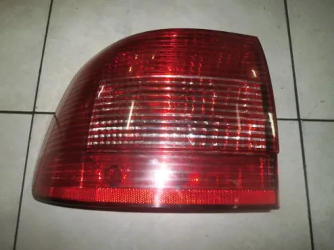 Φανάρι Πίσω Αριστερό για PORSCHE CAYENNE (2003 - 2007) (955)
