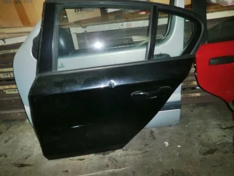 Πόρτα Πίσω Αριστερή για BMW 1 Series (2004 - 2007) (E87) Ηatchback - 5dr , (2007 - 2012) Ηatchback - 5dr (E87 F-L) Πόρτα Πίσω Αριστερή για BMW 1 Series (2004 - 2007) (E87) Ηatchback - 5dr , (2007 - 2012) Ηatchback - 5dr (E87 F-L)
