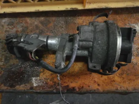 Ντιστριμπιτέρ 1 Φύσα (4 Καλώδια) για MITSUBISHI L300 (1987 -) (P) Ντιστριμπιτέρ 1 Φύσα (4 Καλώδια) για MITSUBISHI L300 (1987 -) (P)