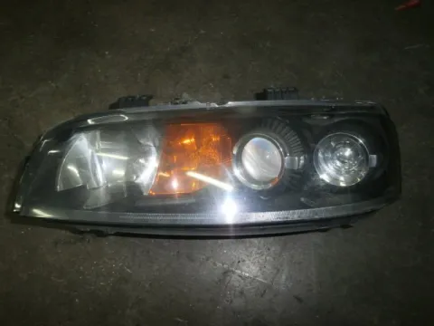 Φανάρι Εμπρός Αριστερό Χ.Προβολέα H3/H3 για FIAT PUNTO (1999 - 2003) (188) Φανάρι Εμπρός Αριστερό Χ.Προβολέα H3/H3 για FIAT PUNTO (1999 - 2003) (188)
