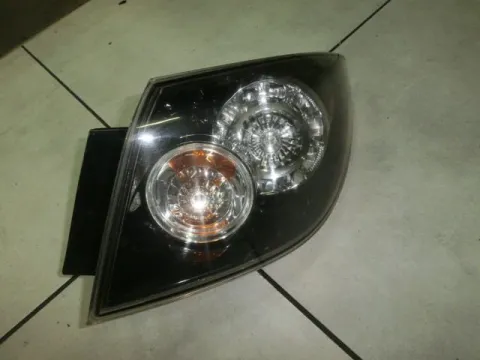 Φανάρι Πίσω Δεξί για MAZDA 3 (2006 - 2008) (BK)