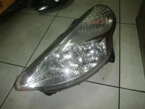 Φανάρι Εμπρός Αριστερό για CITROEN C3 (2003 - 2006) PLURIEL (HB) Φανάρι Εμπρός Αριστερό για CITROEN C3 (2003 - 2006) PLURIEL (HB)
