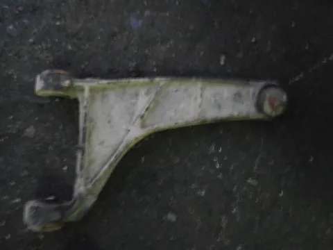 Ψαλίδι Εμπρός Δεξί για RENAULT SCENIC (1999 - 2003) RX4 4x4 Ψαλίδι Εμπρός Δεξί για RENAULT SCENIC (1999 - 2003) RX4 4x4