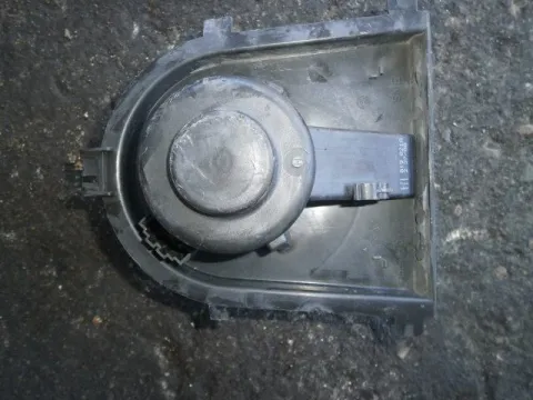 Μοτέρ Καλοριφέρ για VW GOLF (1998 - 2004) Mk4 (1J1) Μοτέρ Καλοριφέρ για VW GOLF (1998 - 2004) Mk4 (1J1)
