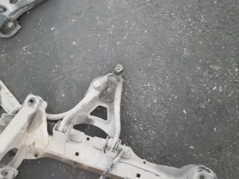 Ψαλίδι Εμπρός Αριστερό για RENAULT KANGOO (1998 - 2003) (KC) Ψαλίδι Εμπρός Αριστερό για RENAULT KANGOO (1998 - 2003) (KC)