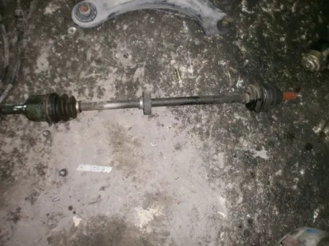 Ημιαξόνιο Εμπρός Δεξί για HYUNDAI COUPE (1999 - 2001) (RD) 1600 G4GR petrol 116 , (1997- 1999) (RD) Ημιαξόνιο Εμπρός Δεξί για HYUNDAI COUPE (1999 - 2001) (RD) 1600 G4GR petrol 116 , (1997- 1999) (RD)