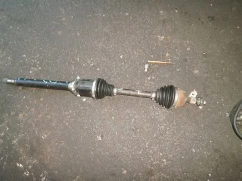 Ημιαξόνιο Εμπρός Δεξί για FIAT BRAVO (2007 - 2011) Ημιαξόνιο Εμπρός Δεξί για FIAT BRAVO (2007 - 2011)