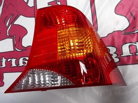 Φανάρι Πίσω Δεξί για FORD FOCUS (1998 - 2001) Mk1a (DFW) Sedan - 4dr , (2002 - 2004) Mk1b Φανάρι Πίσω Δεξί για FORD FOCUS (1998 - 2001) Mk1a (DFW) Sedan - 4dr , (2002 - 2004) Mk1b