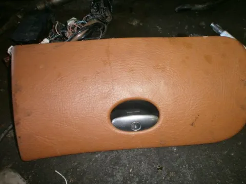 Ντουλαπάκι για PEUGEOT 206 (2002 - 2009) *Γ* Ντουλαπάκι για PEUGEOT 206 (2002 - 2009) *Γ*