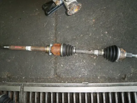 Ημιαξόνιο Εμπρός Δεξί για ALFA ROMEO MITO (2008 - 2011)