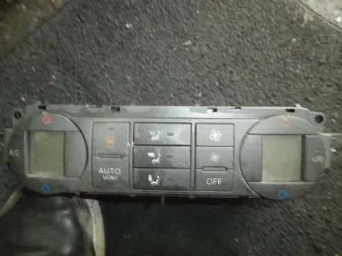 Χειριστήρια Καλοριφέρ για FORD FOCUS (2004 - 2008) Mk2a (DA3 - C307) Χειριστήρια Καλοριφέρ για FORD FOCUS (2004 - 2008) Mk2a (DA3 - C307)