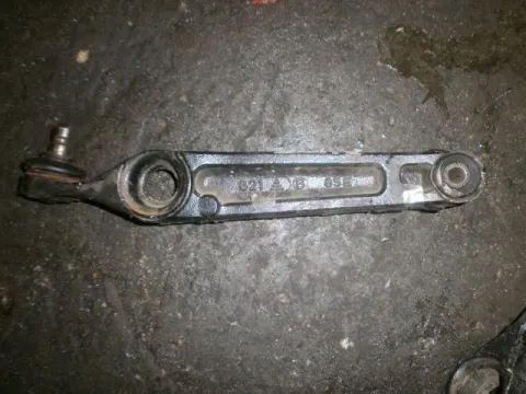 Ψαλίδι Εμπρός Δεξί για OPEL AGILA (2000 - 2003) , (2003 - 2007) Ψαλίδι Εμπρός Δεξί για OPEL AGILA (2000 - 2003) , (2003 - 2007)