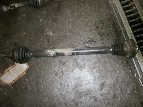 Ημιαξόνιο Εμπρός Δεξί 6-Τάχυτο για VW GOLF (2004 - 2008) Mk5 (1K1) Ημιαξόνιο Εμπρός Δεξί 6-Τάχυτο για VW GOLF (2004 - 2008) Mk5 (1K1)