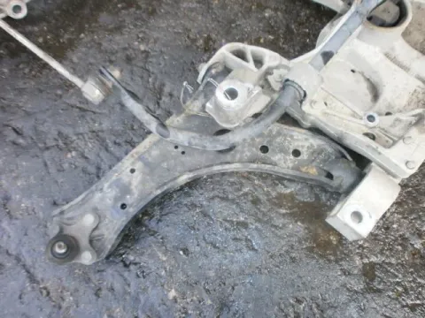 Ψαλίδι Εμπρός Αριστερό για VW GOLF (2004 - 2008) Mk5 (1K1)