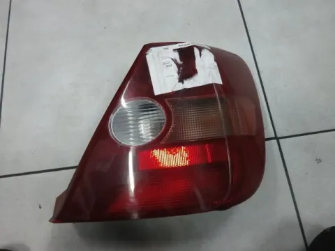 Φανάρι Πίσω Δεξί για HONDA CIVIC (2001 - 2003) (EP - S - U - V - M) Hatchback - 3dr Φανάρι Πίσω Δεξί για HONDA CIVIC (2001 - 2003) (EP - S - U - V - M) Hatchback - 3dr