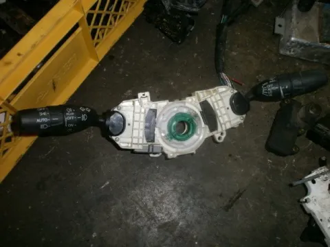 Διακόπτες Φώτων-Φλάς για HONDA CIVIC (2006 - 2009) (FD - K - N) Διακόπτες Φώτων-Φλάς για HONDA CIVIC (2006 - 2009) (FD - K - N)