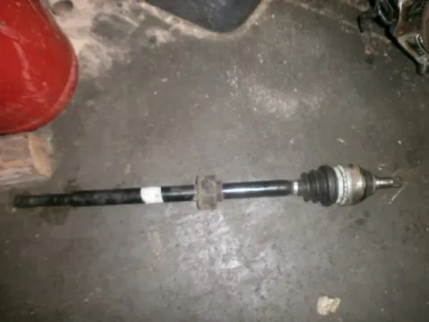 Ημιαξόνιο Εμπρός Δεξί Βενζίνη για OPEL VECTRA (2002 - 2005) C Όχι Ολόκληρο Ημιαξόνιο Εμπρός Δεξί Βενζίνη για OPEL VECTRA (2002 - 2005) C Όχι Ολόκληρο