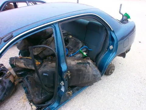 Τροπέτο Πίσω Με Άξονα για SUZUKI BALENO (1994 - 1998) (SY) Sedan - 4dr , (1998 - 2001) (SY) *Δ* -  Τροπέτο Πίσω Με Άξονα για SUZUKI BALENO (1994 - 1998) (SY) Sedan - 4dr , (1998 - 2001) (SY) *Δ* -