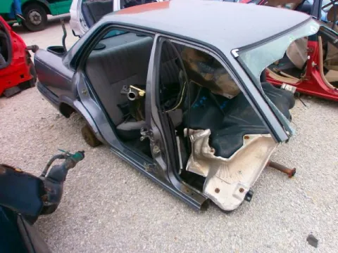 Τροπέτο Πίσω Με Άξονα για TOYOTA COROLLA (1987 - 1992) (EE90) Sedan - 4dr *Δ* -  Τροπέτο Πίσω Με Άξονα για TOYOTA COROLLA (1987 - 1992) (EE90) Sedan - 4dr *Δ* -