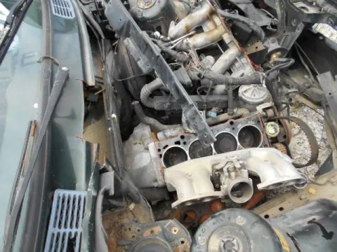 Τροπέτο Αμάξι κομπλέ Με Κορμό για BMW 3 Series (1988 - 1993) (M40) (E30) Sedan - 4dr *ΔΒ* -  Τροπέτο Αμάξι κομπλέ Με Κορμό για BMW 3 Series (1988 - 1993) (M40) (E30) Sedan - 4dr *ΔΒ* -