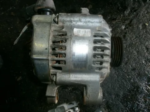 Δυναμό - Εναλλάκτης 27060b1050 για DAIHATSU TERIOS (2006 - 2009) (J200) 1300 (K3-VE) petrol 86 (J211) 4WD Δυναμό - Εναλλάκτης 27060b1050 για DAIHATSU TERIOS (2006 - 2009) (J200) 1300 (K3-VE) petrol 86 (J211) 4WD