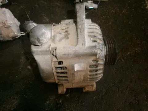 Δυναμό - Εναλλάκτης 27060b1050 για DAIHATSU TERIOS (2006 - 2009) (J200) 1300 (K3-VE) petrol 86 (J211) 4WD Δυναμό - Εναλλάκτης 27060b1050 για DAIHATSU TERIOS (2006 - 2009) (J200) 1300 (K3-VE) petrol 86 (J211) 4WD