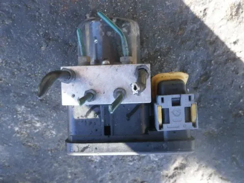 Μονάδα ABS 9655960880 / 10020601944 για PEUGEOT 206 (2000 - 2008) CC 1600 9HZ (DV6TED4) 109 HDi , (2002 - 2008) SW Μονάδα ABS 9655960880 / 10020601944 για PEUGEOT 206 (2000 - 2008) CC 1600 9HZ (DV6TED4) 109 HDi , (2002 - 2008) SW
