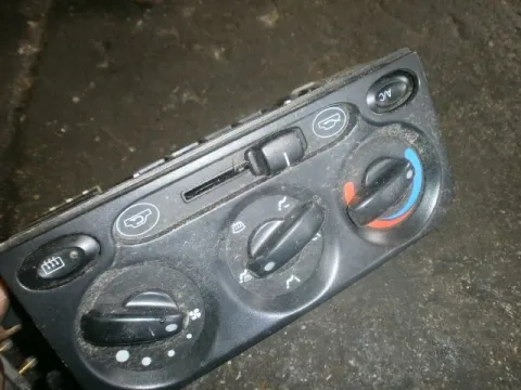 Χειριστήρια Καλοριφέρ για CHEVROLET - DAEWOO MATIZ (1998 - 2001) (M100) 800 F8CV petrol 52 Χειριστήρια Καλοριφέρ για CHEVROLET - DAEWOO MATIZ (1998 - 2001) (M100) 800 F8CV petrol 52