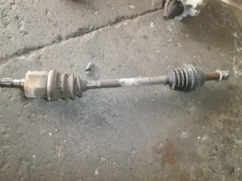 Ημιαξόνιο Εμπρός Αριστερό για HYUNDAI ACCENT (1999 - 2002) (CG) (LC) 1300 G4EA petrol 86 12 valve Ημιαξόνιο Εμπρός Αριστερό για HYUNDAI ACCENT (1999 - 2002) (CG) (LC) 1300 G4EA petrol 86 12 valve