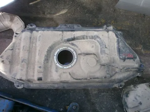 Δεξαμενή Καυσίμου (Ρεζερβουάρ) για TOYOTA YARIS (1999 - 2002) (XP10) *Δ* (18321) Δεξαμενή Καυσίμου (Ρεζερβουάρ) για TOYOTA YARIS (1999 - 2002) (XP10) *Δ* (18321)