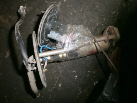 Αντλία Καυσίμου (Τρόμπα) Βενζίνη για SUZUKI ALTO (1994 - 1999) (SH) Αντλία Καυσίμου (Τρόμπα) Βενζίνη για SUZUKI ALTO (1994 - 1999) (SH)