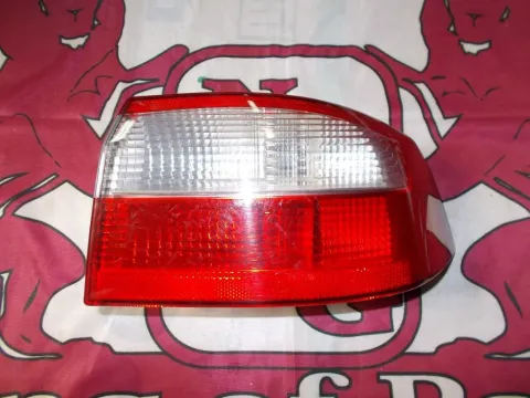 Φανάρι Πίσω Δεξί για RENAULT LAGUNA (2000 - 2005) (BG) (KG) (BG) Liftback - 5dr Φανάρι Πίσω Δεξί για RENAULT LAGUNA (2000 - 2005) (BG) (KG) (BG) Liftback - 5dr