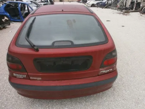 Πορτ-Μπαγκάζ για RENAULT MEGANE (1996 - 1998) (LA) (DA) (EA) (KA) ((BA) Hatchback - 5dr *Δ* Πορτ-Μπαγκάζ για RENAULT MEGANE (1996 - 1998) (LA) (DA) (EA) (KA) ((BA) Hatchback - 5dr *Δ*