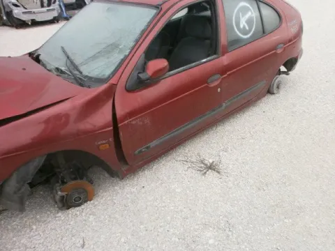 Πόρτα Πίσω Αριστερή για RENAULT MEGANE (1996 - 1998) (LA) (DA) (EA) (KA) ((BA) Hatchback - 5dr *Δ* Πόρτα Πίσω Αριστερή για RENAULT MEGANE (1996 - 1998) (LA) (DA) (EA) (KA) ((BA) Hatchback - 5dr *Δ*