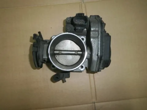 Σώμα Πεταλούδας (06A133063G) 1.8T 150hp για AUDI A3 (1996 - 2000) (8L) , (2000 - 2003) (8L) , SKODA OCTAVIA (1997 - 2000) 4 (1U2-5) , (2000 - 2004) 4 (1U2-5) , VW GOLF (1998 - 2004) Mk4 (1J1) Σώμα Πεταλούδας (06A133063G) 1.8T 150hp για AUDI A3 (1996 - 2000) (8L) , (2000 - 2003) (8L) , SKODA OCTAVIA (1997 - 2000) 4 (1U2-5) , (2000 - 2004) 4 (1U2-5) , VW GOLF (1998 - 2004) Mk4 (1J1)