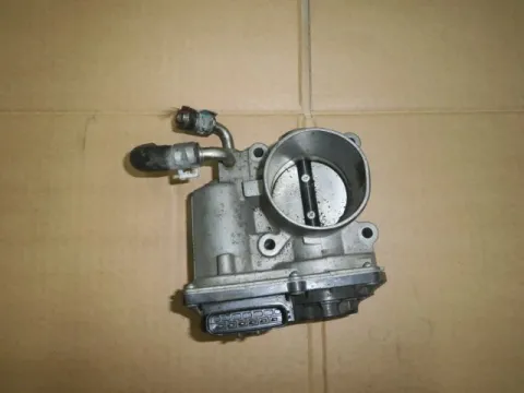 Σώμα Πεταλούδας (22030-47010) για TOYOTA YARIS (2003 - 2005) (XP10) 1300 2SZ-FE petrol 86 SCP12 , (2006 - 2009) (KL9) 1300 2SZ-FE petrol 87 SCP90 Σώμα Πεταλούδας (22030-47010) για TOYOTA YARIS (2003 - 2005) (XP10) 1300 2SZ-FE petrol 86 SCP12 , (2006 - 2009) (KL9) 1300 2SZ-FE petrol 87 SCP90