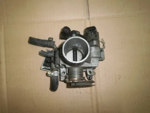 Σώμα Πεταλούδας για CHEVROLET - DAEWOO MATIZ (1998 - 2001) (M100) 800 F8CV petrol 52 , (2001 - 2005) (M150)  (37) Σώμα Πεταλούδας για CHEVROLET - DAEWOO MATIZ (1998 - 2001) (M100) 800 F8CV petrol 52 , (2001 - 2005) (M150)  (37)